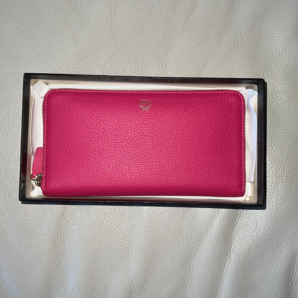 MCM Wallet